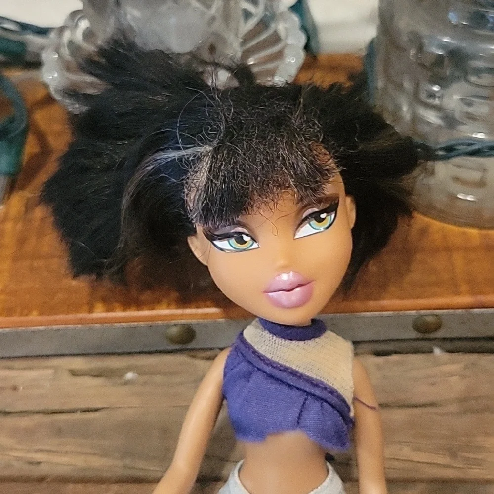 MGA Entertainment bratz 2001